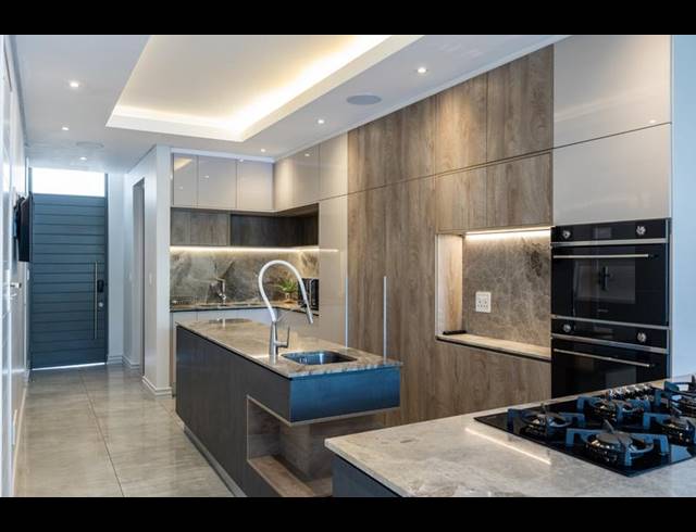 3 BEDROOM PROPERTY TO RENT IN BROOKLYN